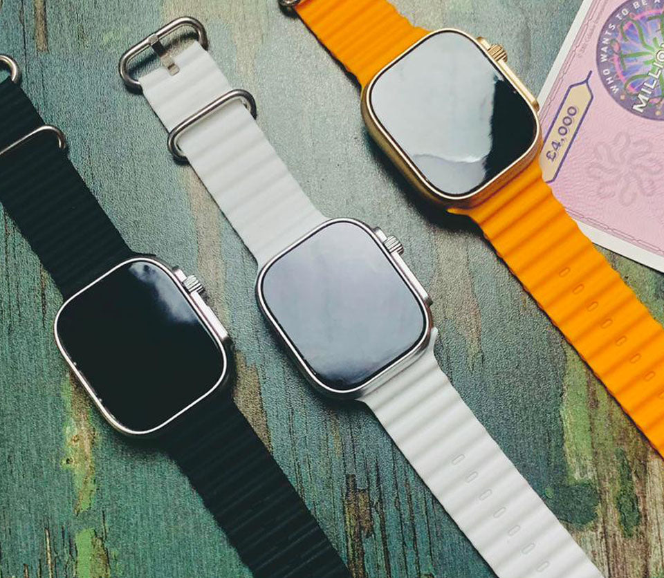 Stylish Square Dial Smooth Silicon Straps fashion Watch.